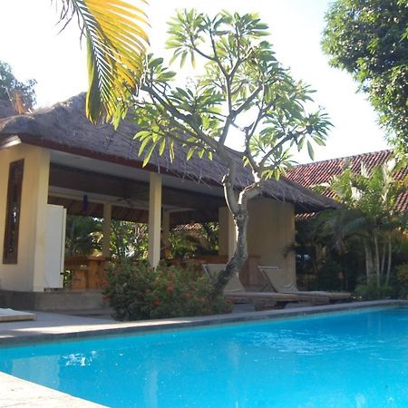 Star East Bungalows Amed  Bagian luar foto