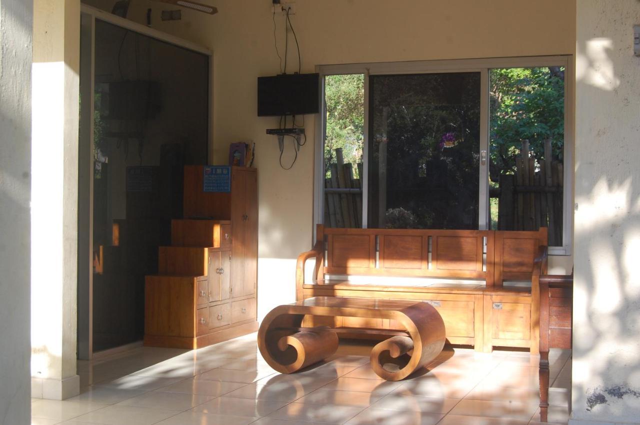 Star East Bungalows Amed  Bagian luar foto