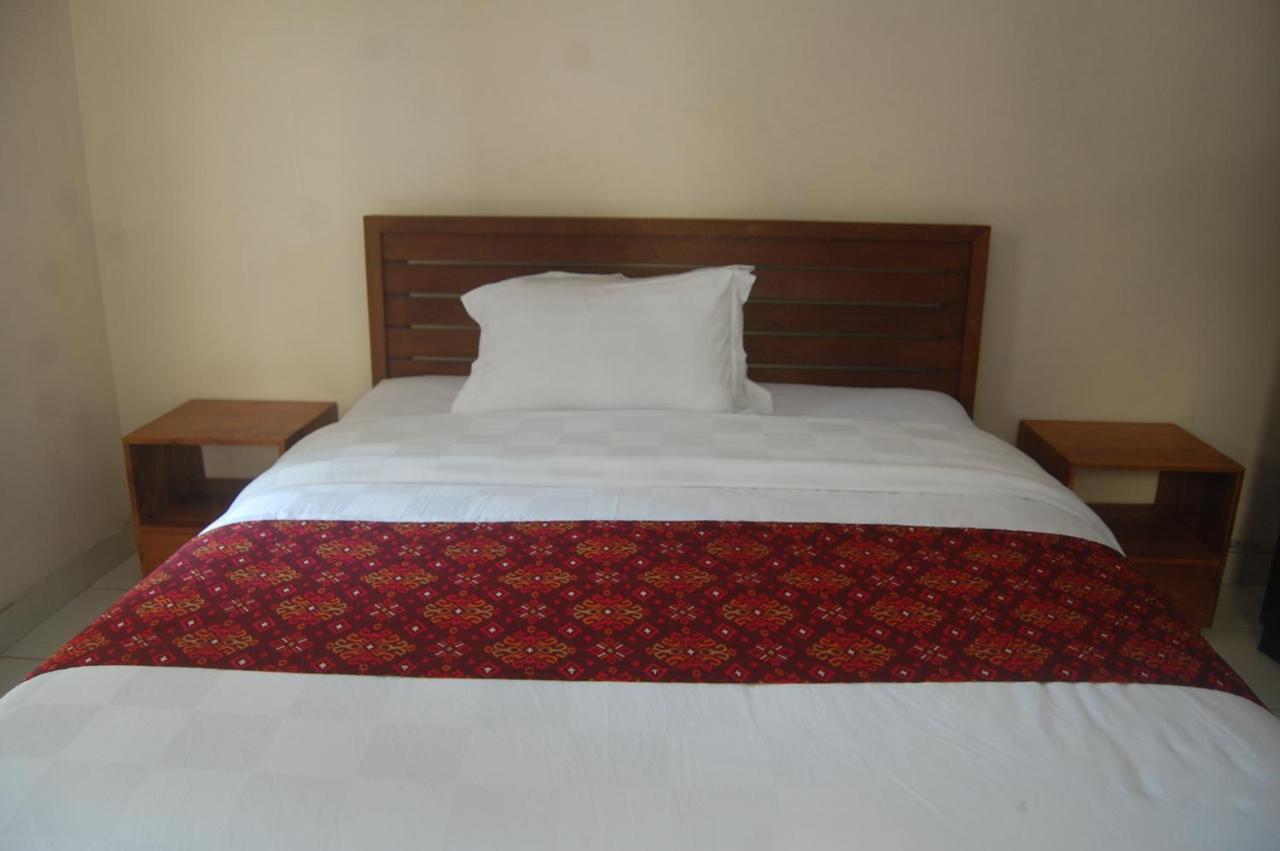 Star East Bungalows Amed  Bagian luar foto