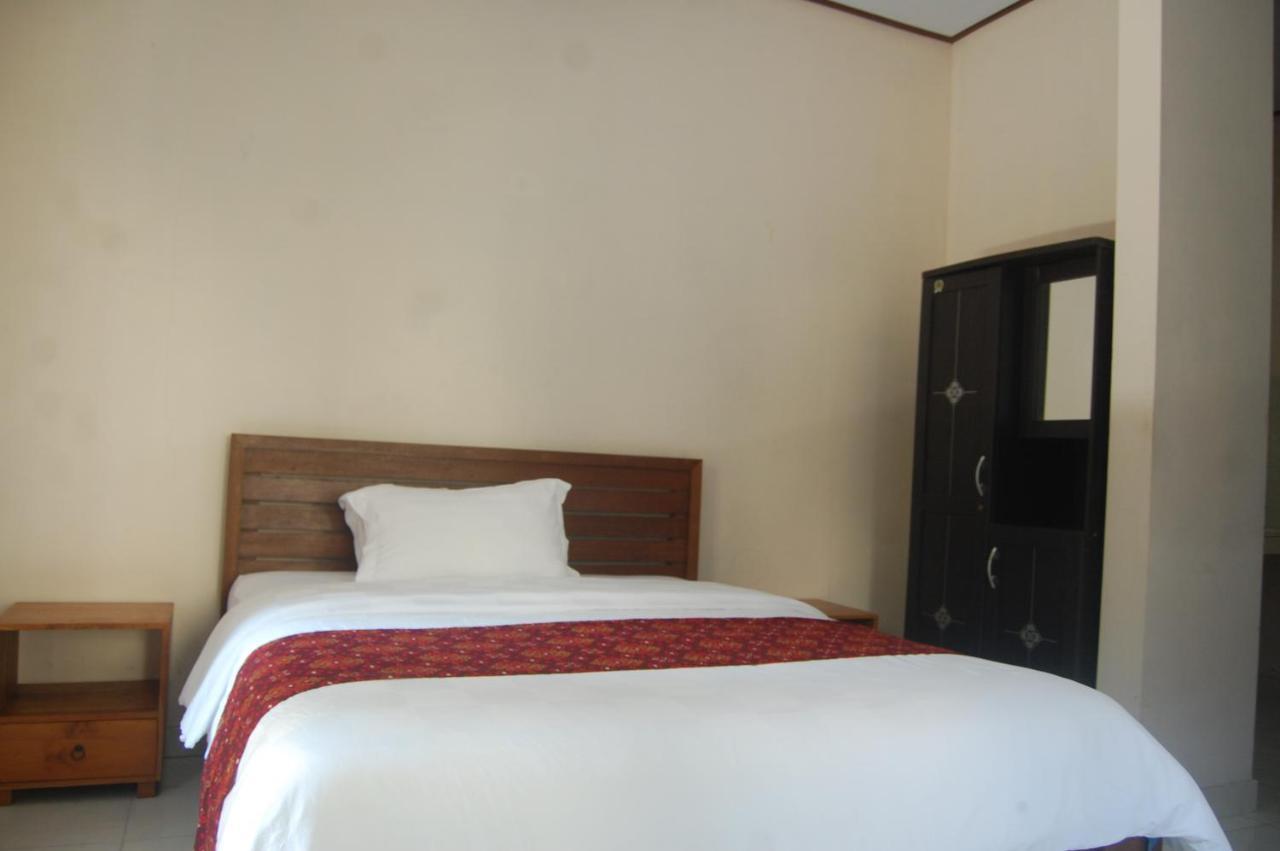 Star East Bungalows Amed  Bagian luar foto